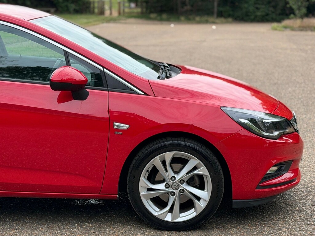 Vauxhall Astra Design White #24