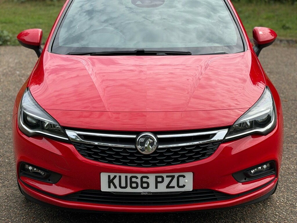 Vauxhall Astra Design White #12