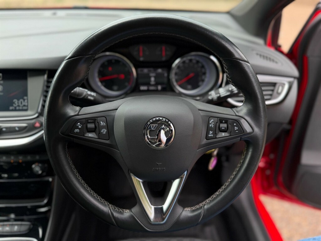 Vauxhall Astra Design White #7