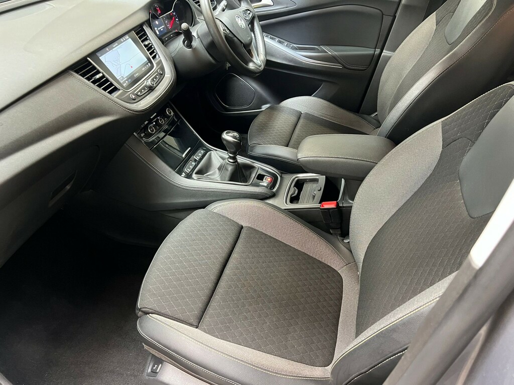 Vauxhall Grandland X 1.5 Turbo D Blueinjection Sport Nav Grey #3