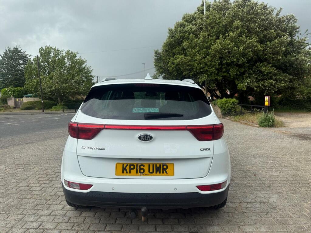 Kia Sportage 2.0 Crdi Kx-3 Awd Euro 6 KP16UWR White #4