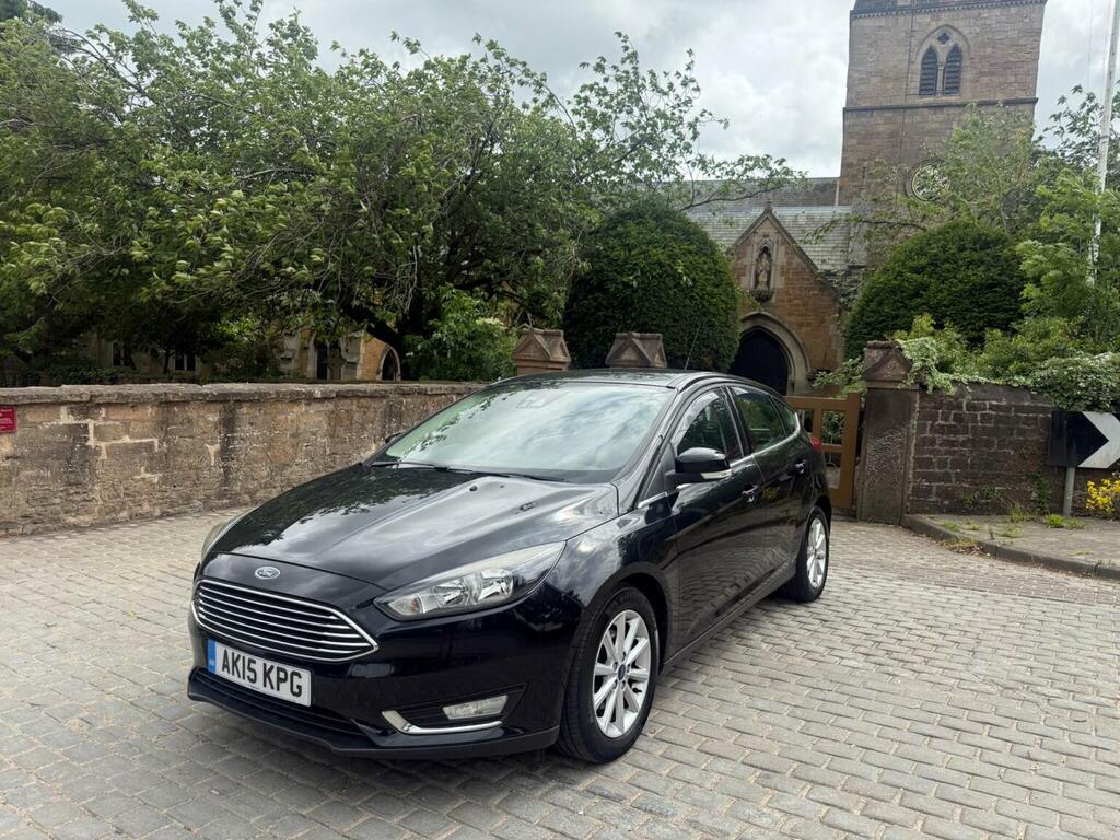 Ford Focus 1.0T Ecoboost Titanium Euro 6 Ss Black