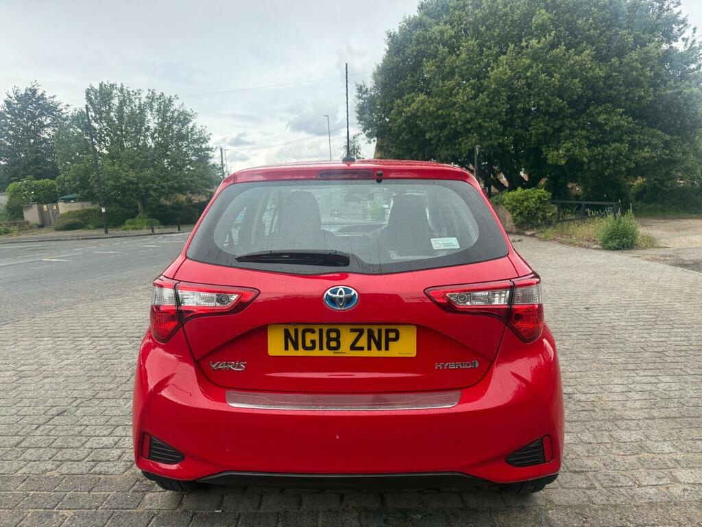 Toyota Yaris Icon Tech White #34