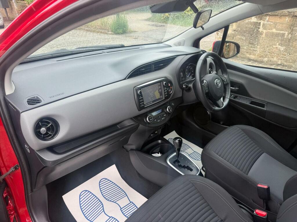 Toyota Yaris Icon Tech White #41
