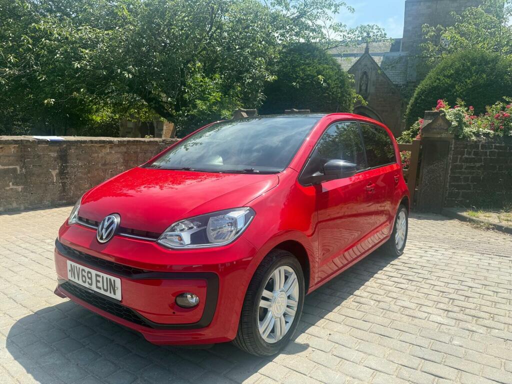 Volkswagen Up 1.0 High Up Euro 6 Ss Red