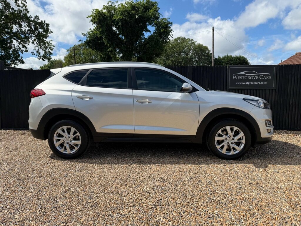 Hyundai Tucson 1.6 Gdi Blue Drive Se Nav Euro 6 Ss Silver #2