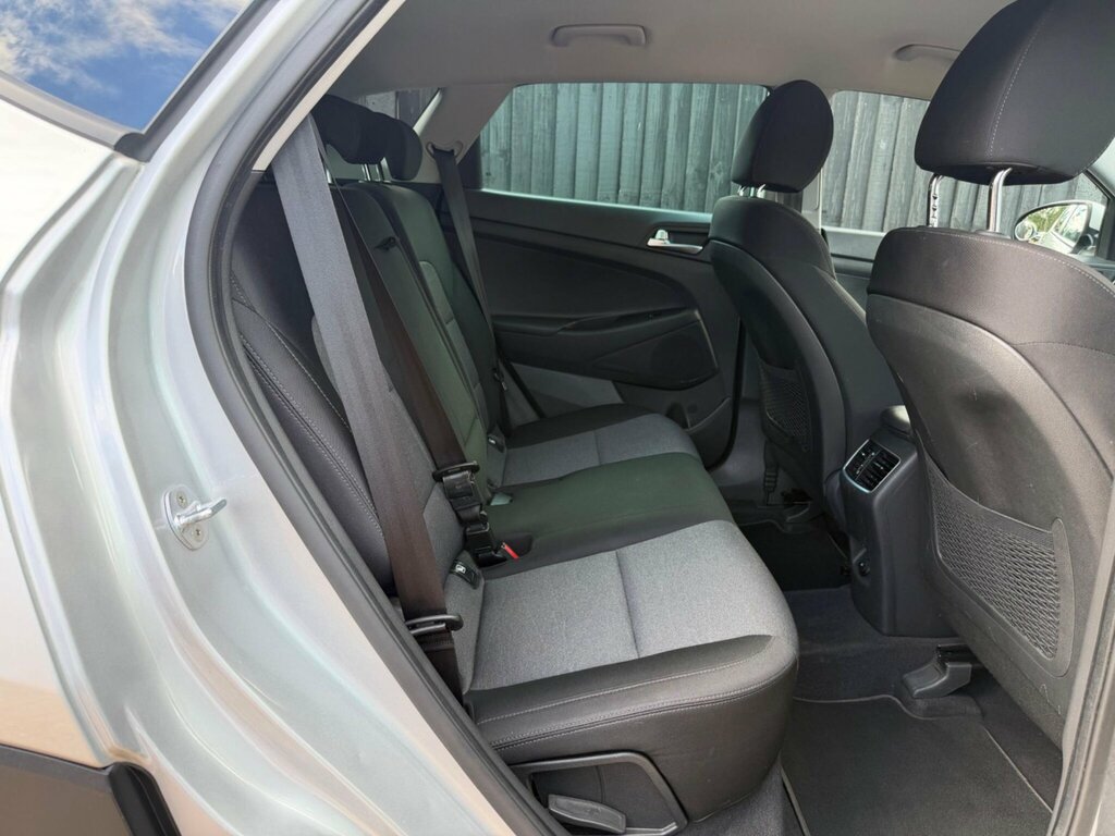 Hyundai Tucson 1.6 Gdi S Connect  #16