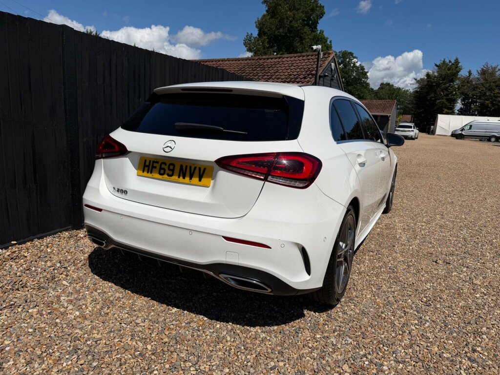Mercedes-Benz A Class 1.3 A200 Amg Line Executive 7G-dct Euro 6 Ss White #4