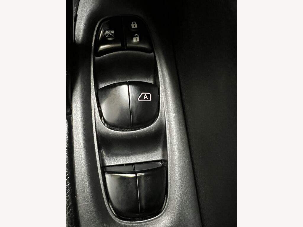 Nissan X-Trail   #38