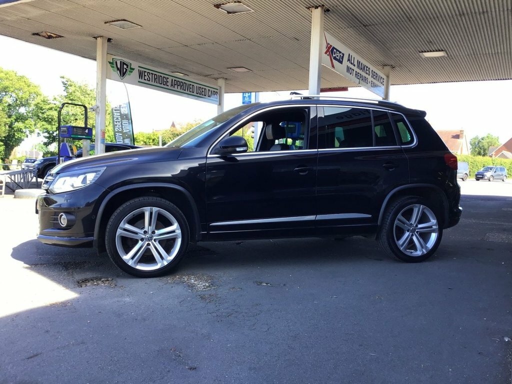 Volkswagen Tiguan 2.0 Tdi 150 Se Black #4