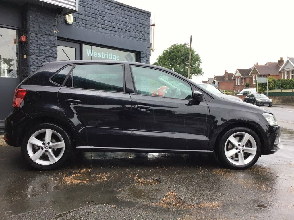 Volkswagen Polo Tsi Bluemotion Tech Sel GY16PHN Black #4