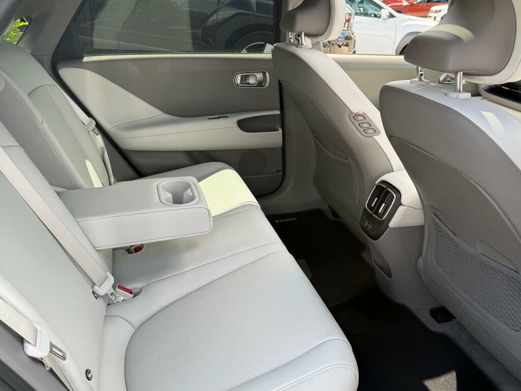 Hyundai Ioniq 6 77.4Kwh Ultimate Awd MD75JZM #6
