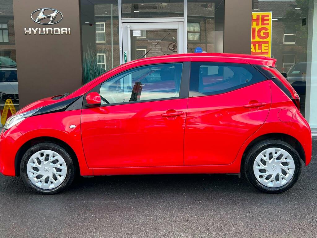 Toyota Aygo 1.0 Vvt-i X-play Euro 6 AF68RWK #3