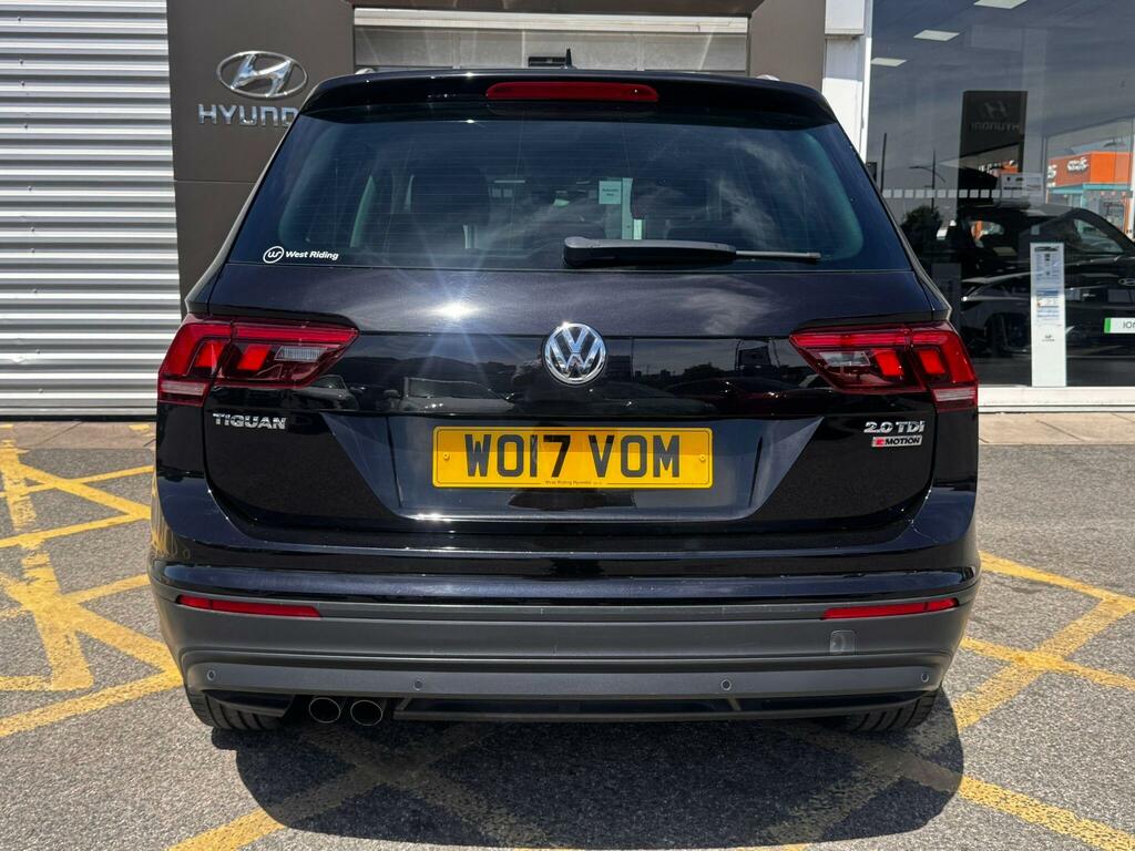 Volkswagen Tiguan 2.0 Tdi Bluemotion Tech Se Suv E Black #5