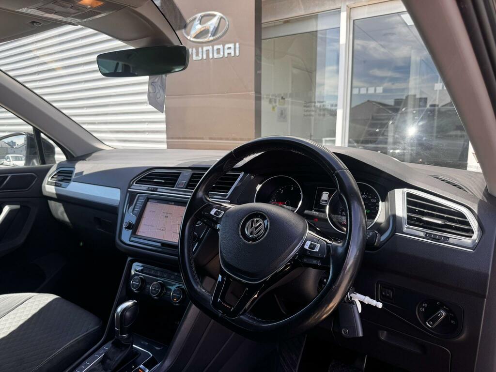 Volkswagen Tiguan 2.0 Tdi Bluemotion Tech Se Suv E Black #8