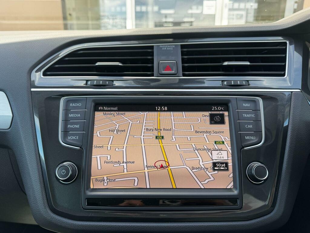 Volkswagen Tiguan 2.0 Tdi Bluemotion Tech Se Suv E Black #14