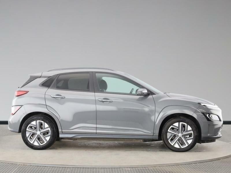 Hyundai Kona Ultimate White #3