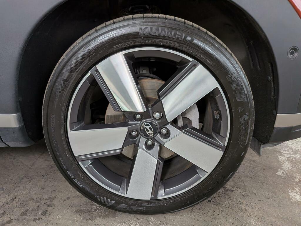 Hyundai Santa Fe Calligraphy Black #37