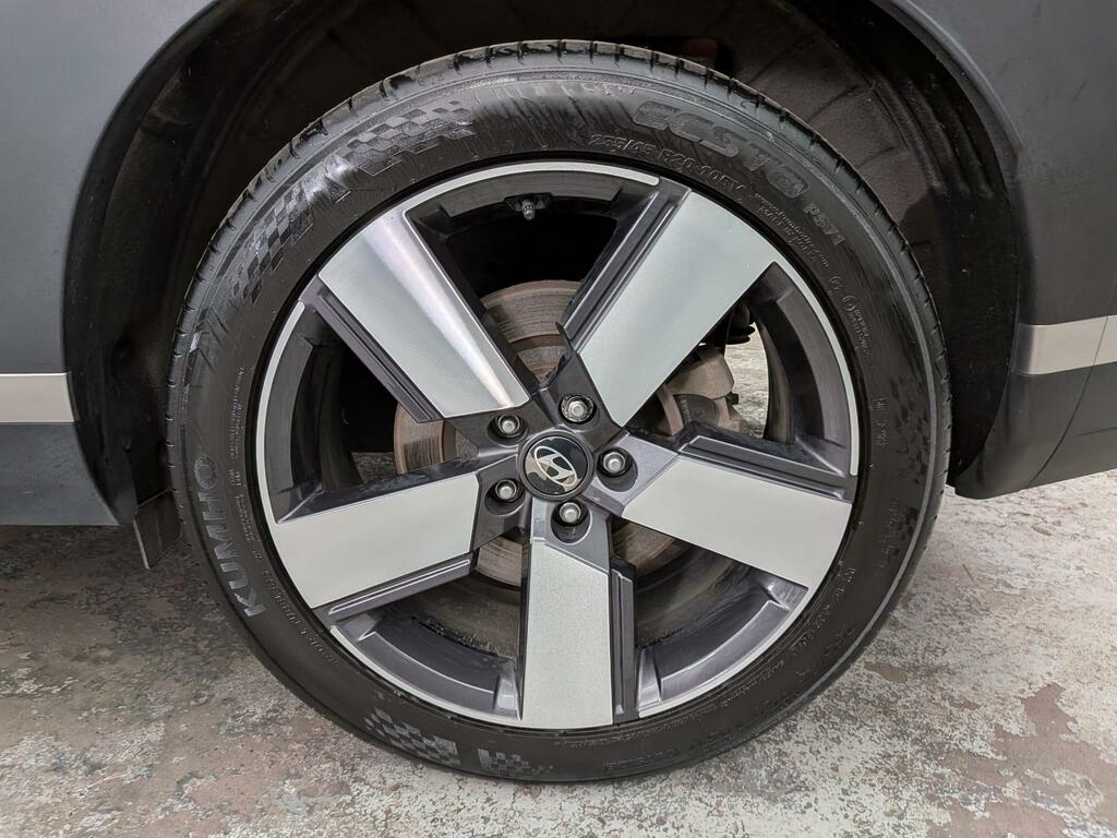 Hyundai Santa Fe Calligraphy Black #35
