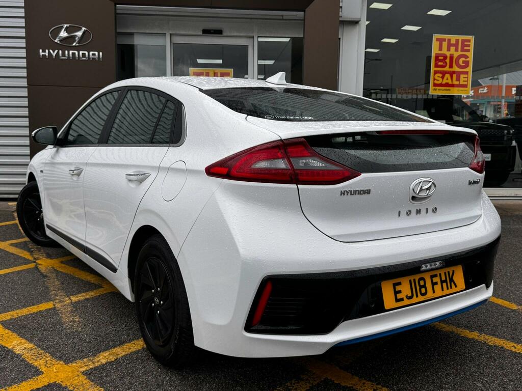 Hyundai Ioniq 1.6 H-gdi Premium Se Dct Euro 6 Ss White #6