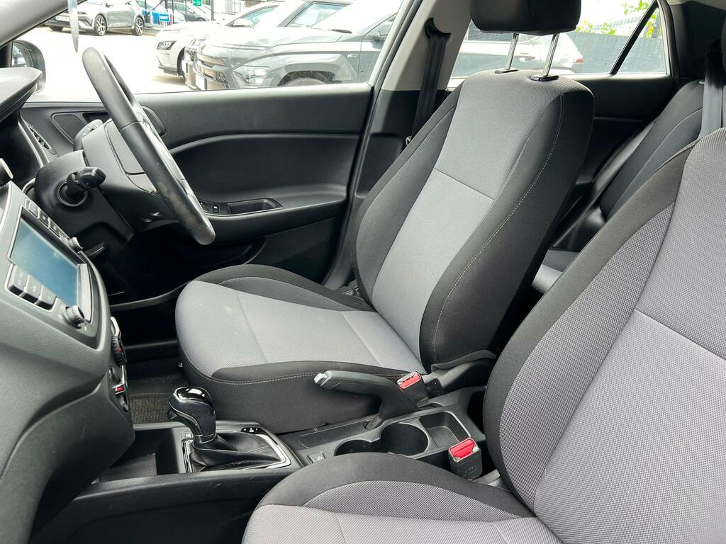 Hyundai I20 1.4 Se White #48