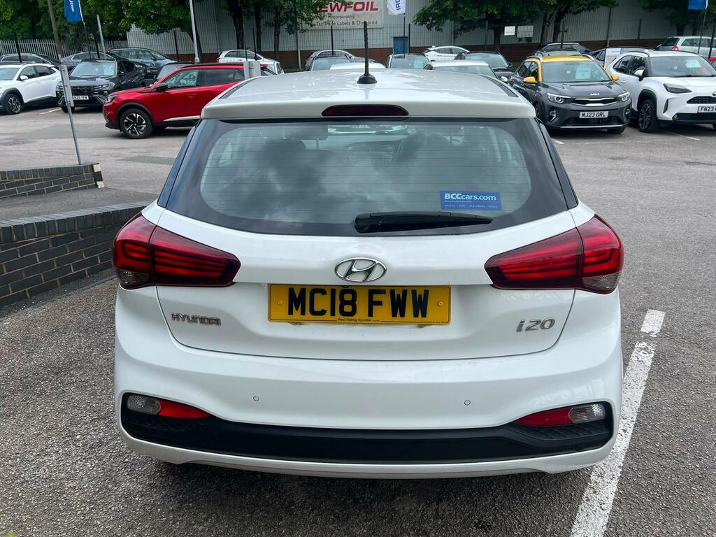 Hyundai I20 1.0 T-gdi Se Hatchback Dct Euro 6 Ss  #3