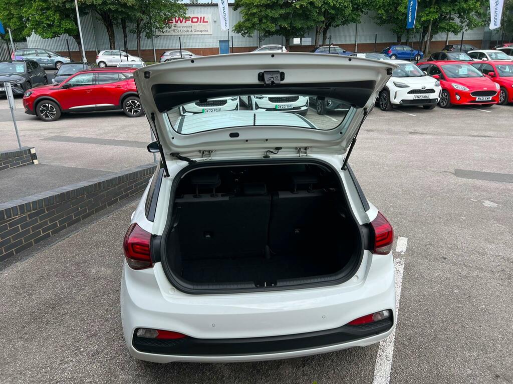 Hyundai I20 1.4 Se White #35