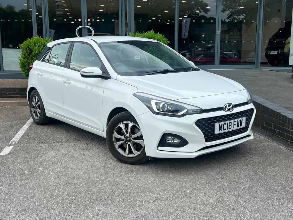 Hyundai I20 1.4 Se White #7