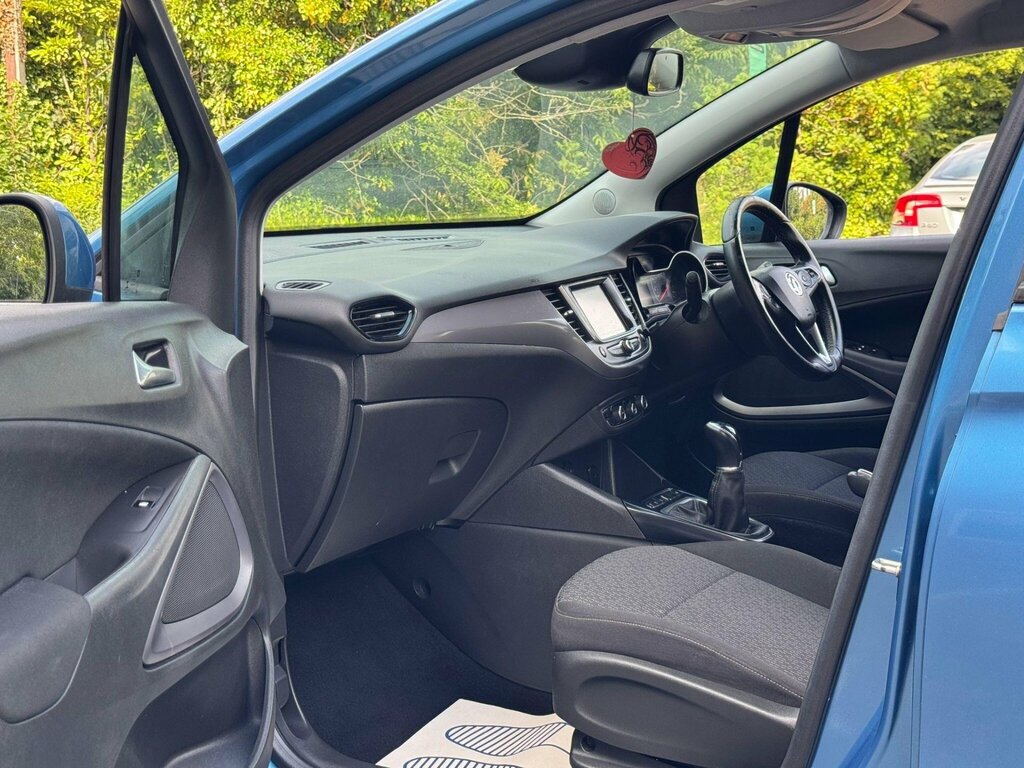 Vauxhall Crossland X X Tech Ln Nav E Blue #18