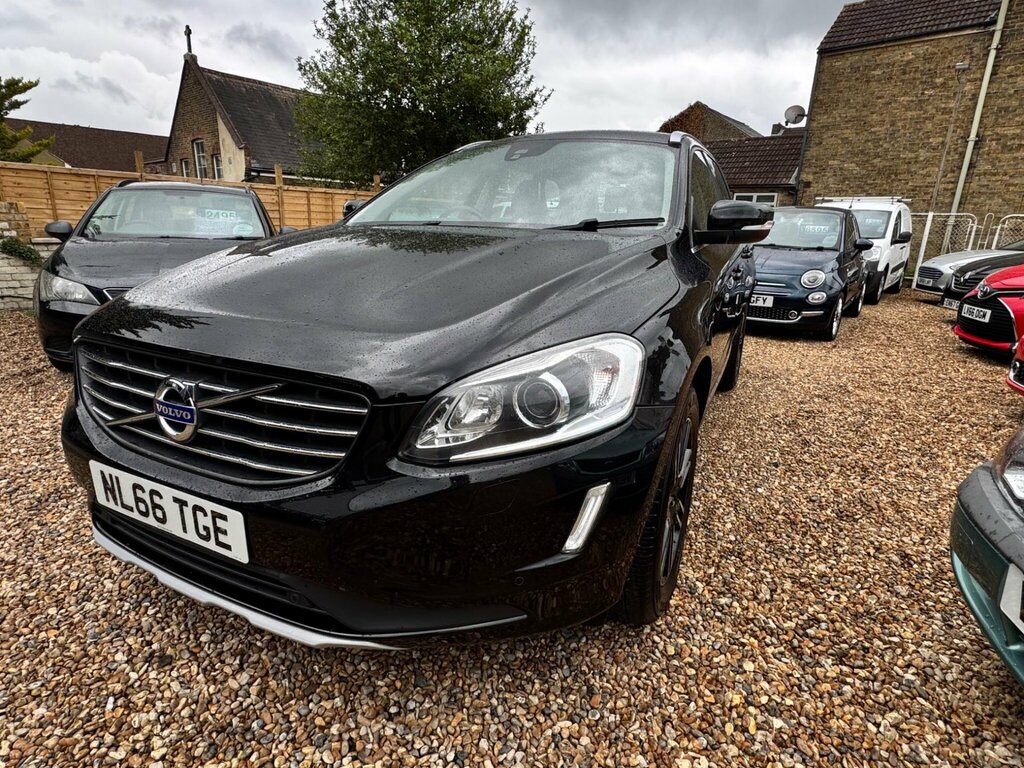 Volvo XC60 White #10