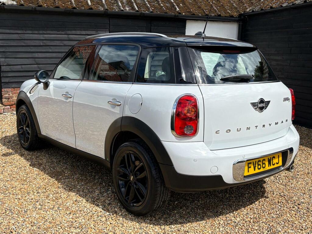 Mini Countryman 1.6 Cooper D Euro 5 Ss FV66WCJ White #5