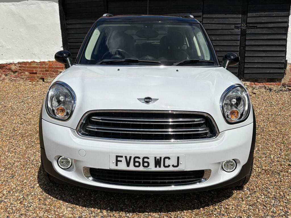 Mini Countryman 1.6 Cooper D Euro 5 Ss FV66WCJ White #3