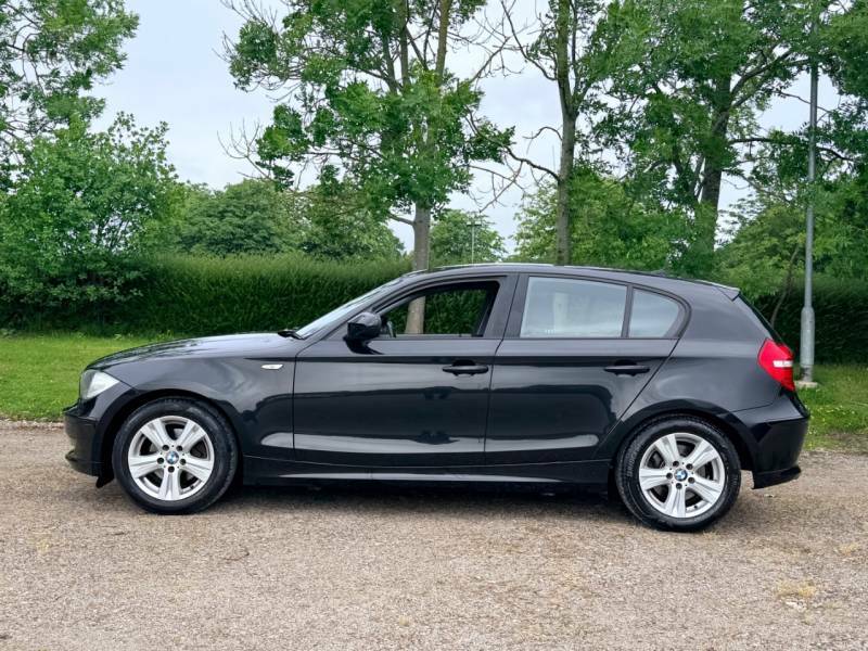 BMW 1 Series 118D Se - 2010 60 Black #2