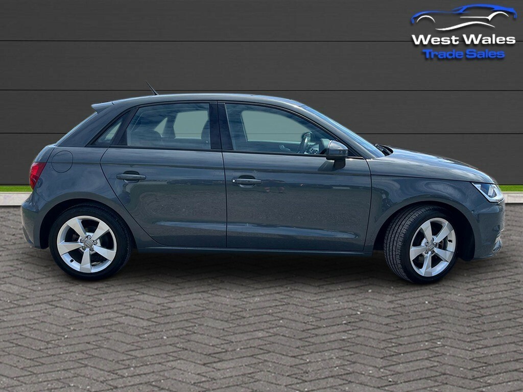 Audi A1 Sportback Tfsi Sport RJ16AOH #3