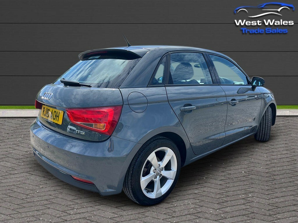 Audi A1 Sportback Tfsi Sport RJ16AOH #4
