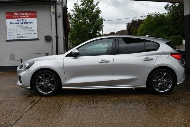 Ford Focus 1.0T Ecoboost St-line Edition Hatchback BN71YJM Silver #4