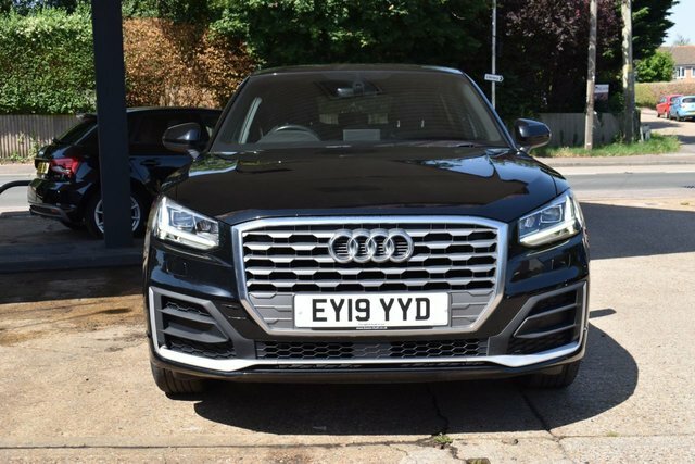 Audi Q2 1.6 Tdi 30 S Line Suv S Tronic Euro 6 EY19YYD Black #2