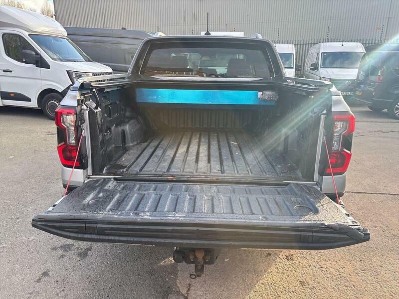 Ford Ranger Wildtrak 4X4 Dcb T Black #57