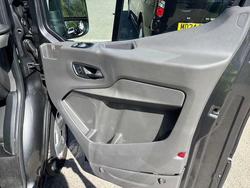 Ford Transit Custom Leader White #36