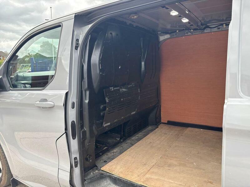 Ford Transit Custom E-custom 320 L1 Limited 65Kwh 136Ps Blue #27