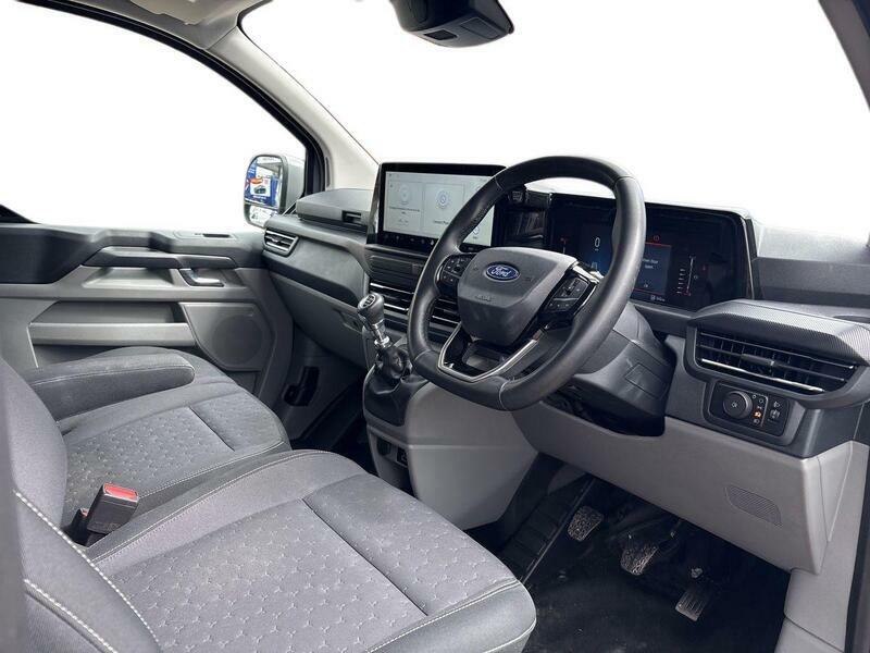 Ford Transit Custom E-custom 320 L1 Limited 65Kwh 136Ps Blue #11