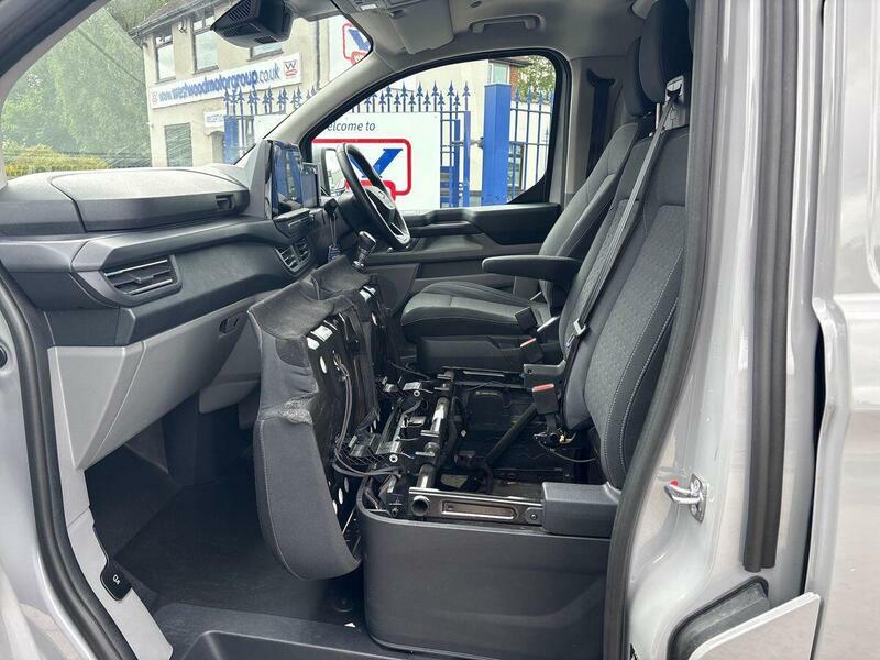 Ford Transit Custom E-custom 320 L1 Limited 65Kwh 136Ps Blue #13
