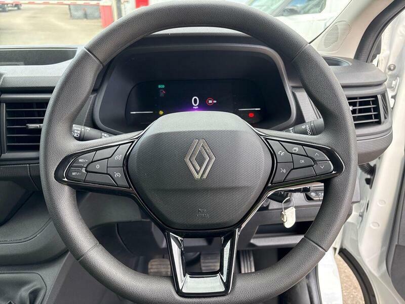 Renault Trafic Extra Sport White #15