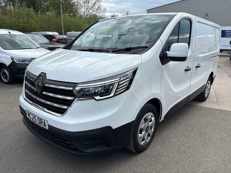 Renault Trafic Extra Sport White #57