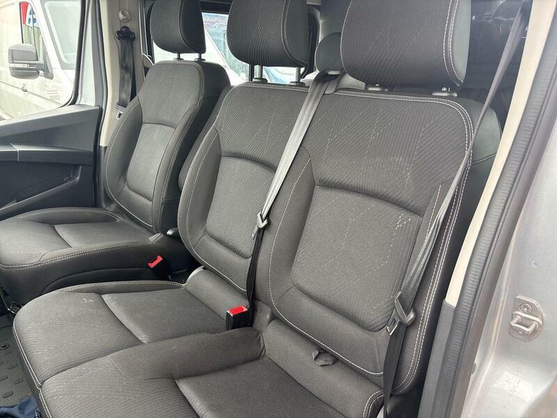 Renault Trafic 2.0 Dci Blue 30 Extra Panel Van White #55