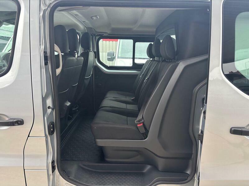 Renault Trafic 2.0 Dci Blue 30 Extra Sport Panel Van M Grey #32