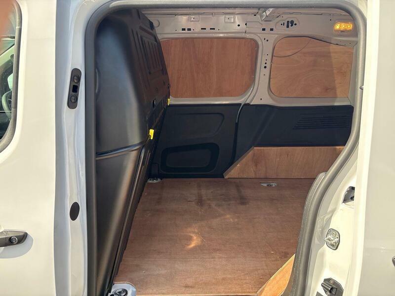 Citroen Berlingo Enterprise White #20