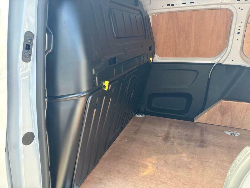 Citroen Berlingo Enterprise White #21