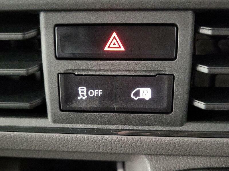 Volkswagen Crafter 2.0 Tdi Cr35 Commerce Panel Van Grey #25