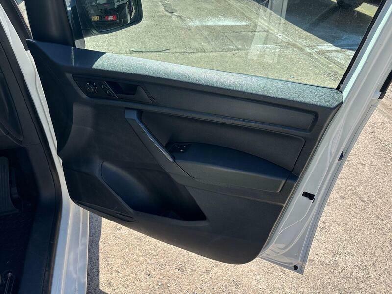 Volkswagen Caddy C20 Panel Van Highline Swb Eu6 102 Ps 2.0 Tdi Bmt  #40